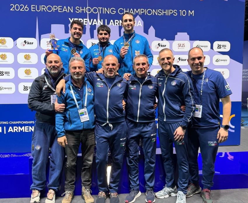 Foto gruppo P10 uomini team