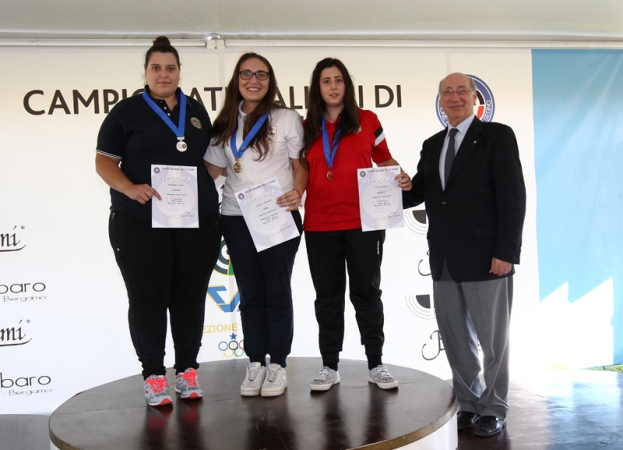 Podio pistola sportiva juniores donne gruppo 2