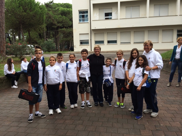 Il Direttore Sportivo Valentina Turisini con la squadra della Toscana