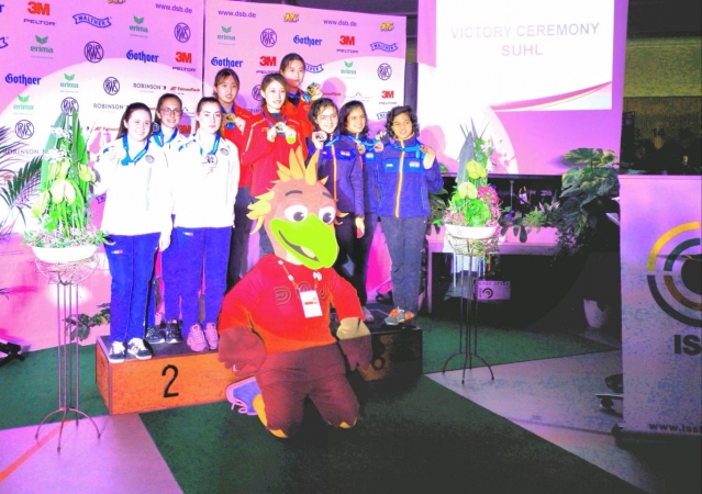 Podio pistola 10 metri juniores donne squadra