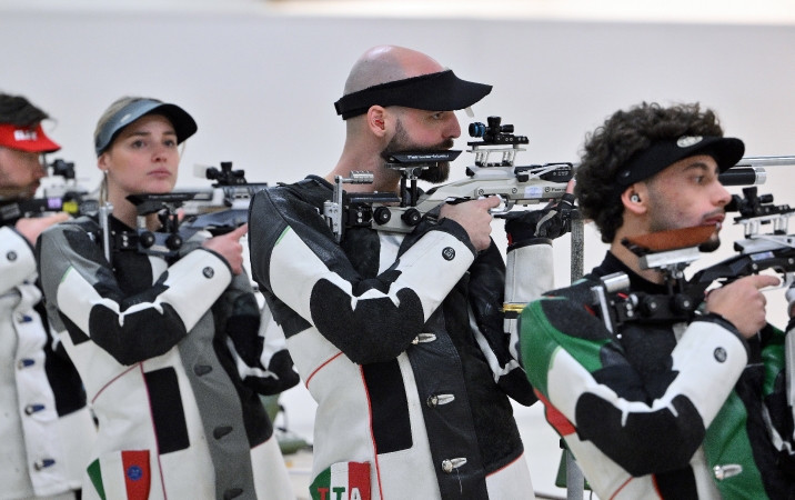 napoli ven 5 foto mezzelani  gmt 142